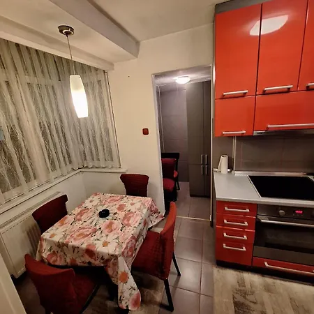 Apartmán Nova Varos *